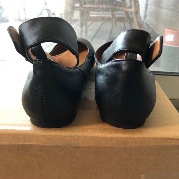 Steve Madden Paki Ankle Flat - Picture 4 of 6